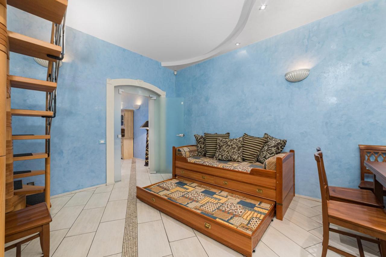 Classical Deribasivska 3-Bedrooms Apartment Odesa Exterior foto